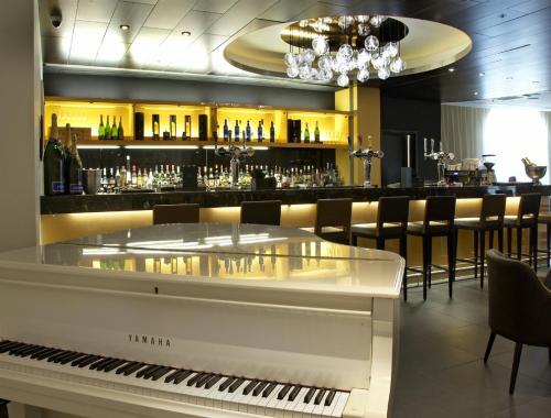 Hotel Bar with Piano
