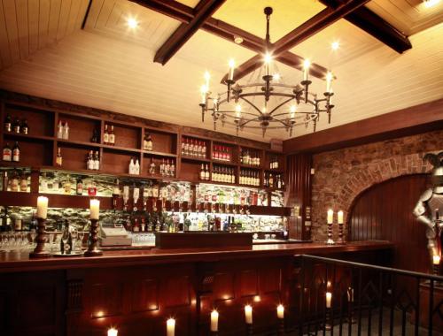 Banquet Hall Bar